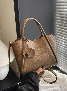 菜篮子水桶包包女2025新款高级感小众设计单肩斜挎手提包