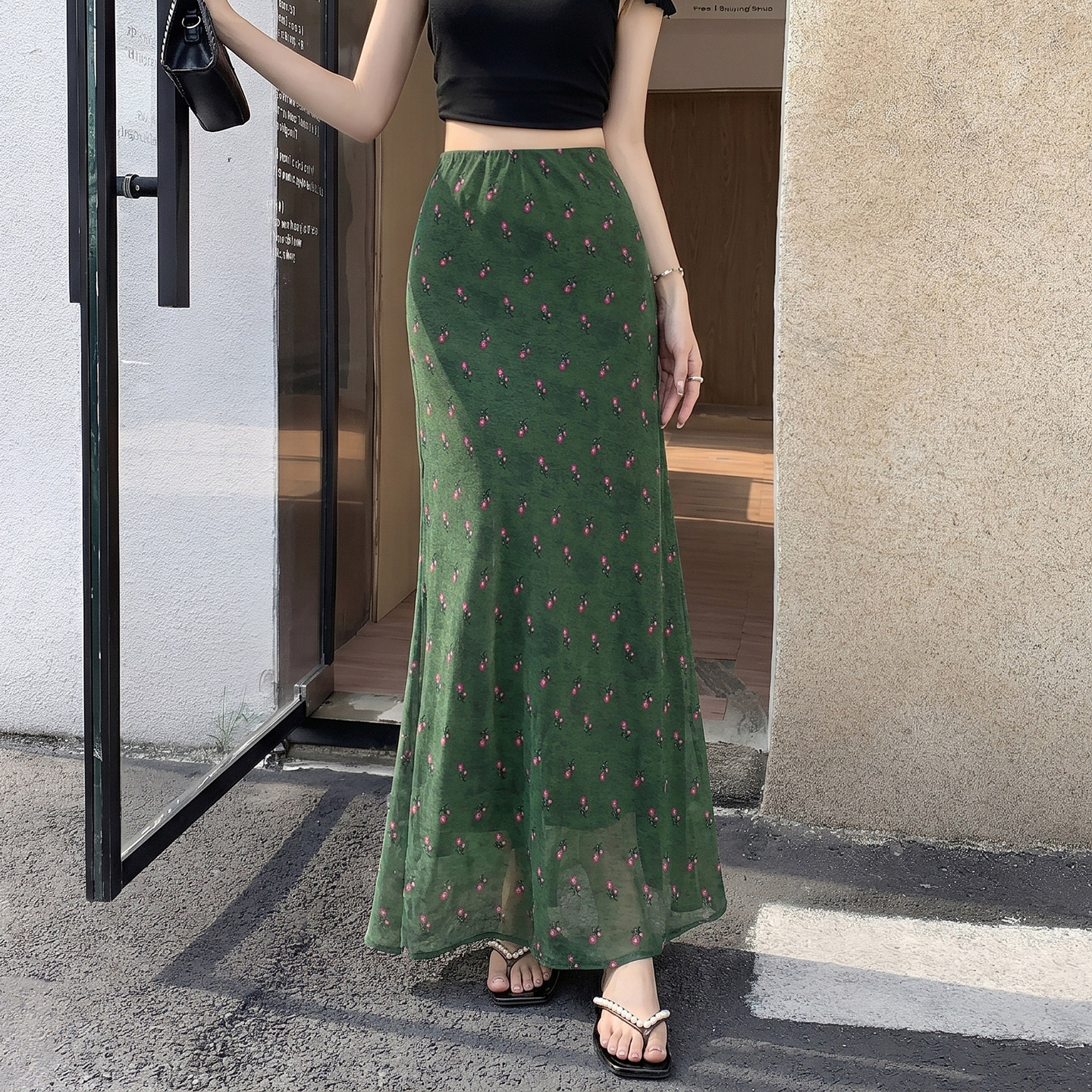 复古碎花半身裙女2026夏季薄款度假风网纱长裙显瘦修身a字鱼尾裙