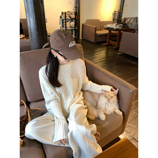 大小姐77 row系极简100羊毛柔软细腻松弛感圆领宽松毛衣针织上衣