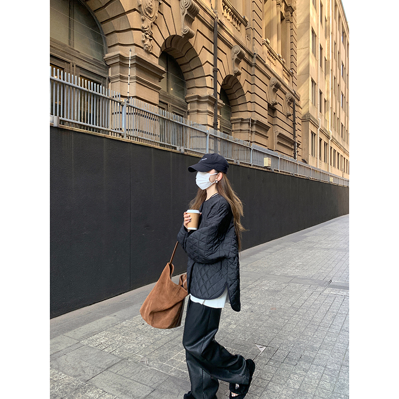 大小姐77通勤菱形格羽绒服