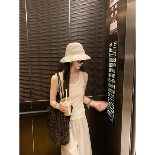 大小姐77 莱赛尔羊毛木耳边慵懒气质U型大领口显瘦白色背心上衣