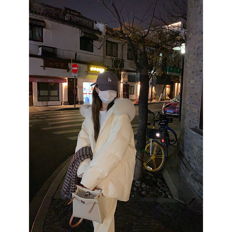 大小姐77通勤狐狸毛毛羽绒服