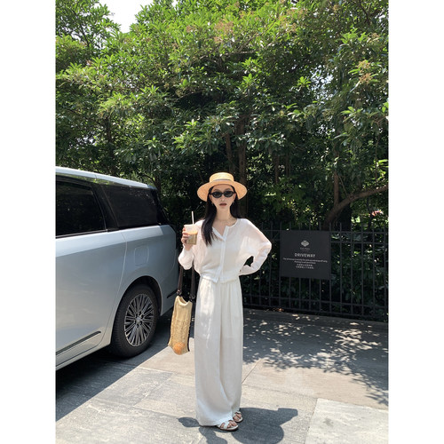 大小姐77 自然吸氧 100苎麻极简row系短款宽松休闲圆领衬衫空调衫