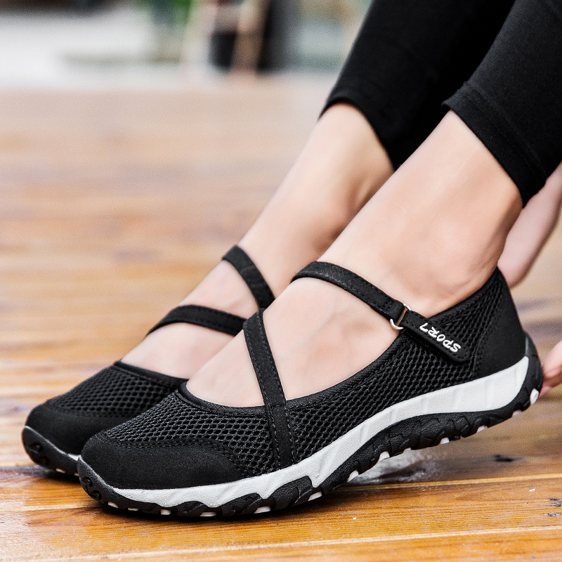 老北京布鞋女软底防滑户外运动休闲旅游健步鞋轻便妈妈鞋夏季布鞋