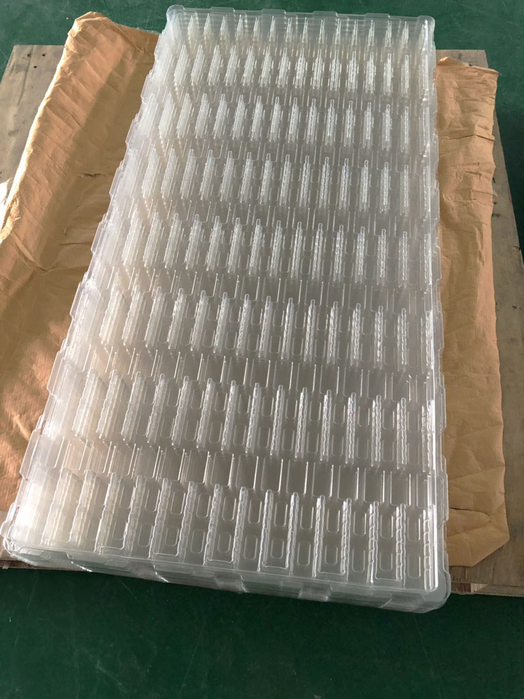 大型吸塑底托厂家直销防静电周转大塑料托盘 pet吸塑加工生产厂家