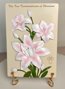 The Ten Commandments ol Marriaae谷中百合花树脂摆件双面摆件