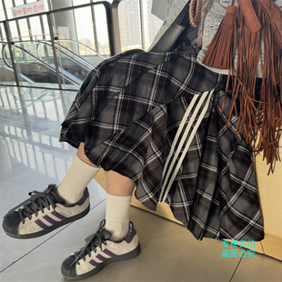 Adidas三叶草26年春欧阳娜娜同款学院风运动半身裙 KT6381 KT6382