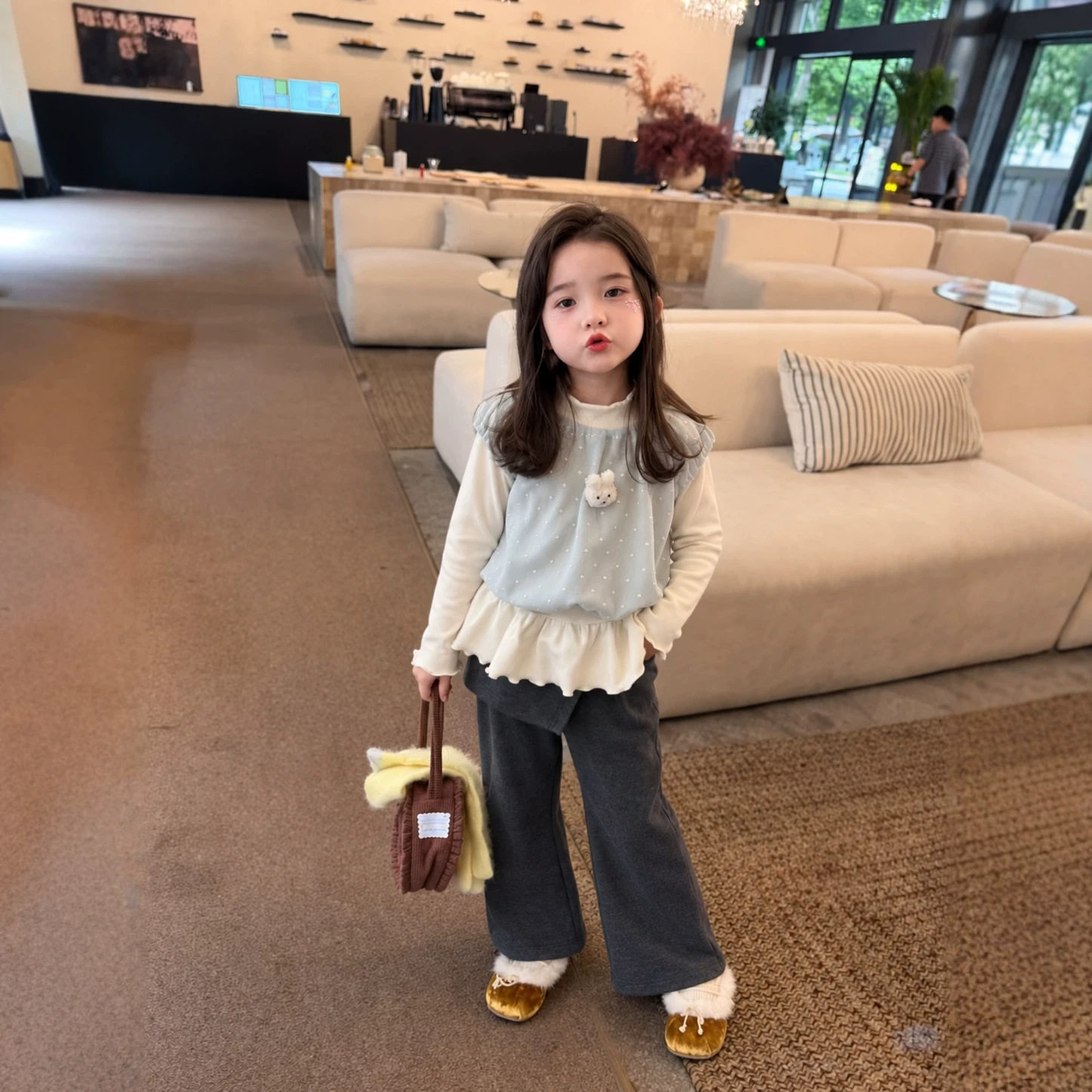 女童加厚套装26秋冬装韩系儿童背心荷叶边T恤宝宝屁帘加绒喇叭裤