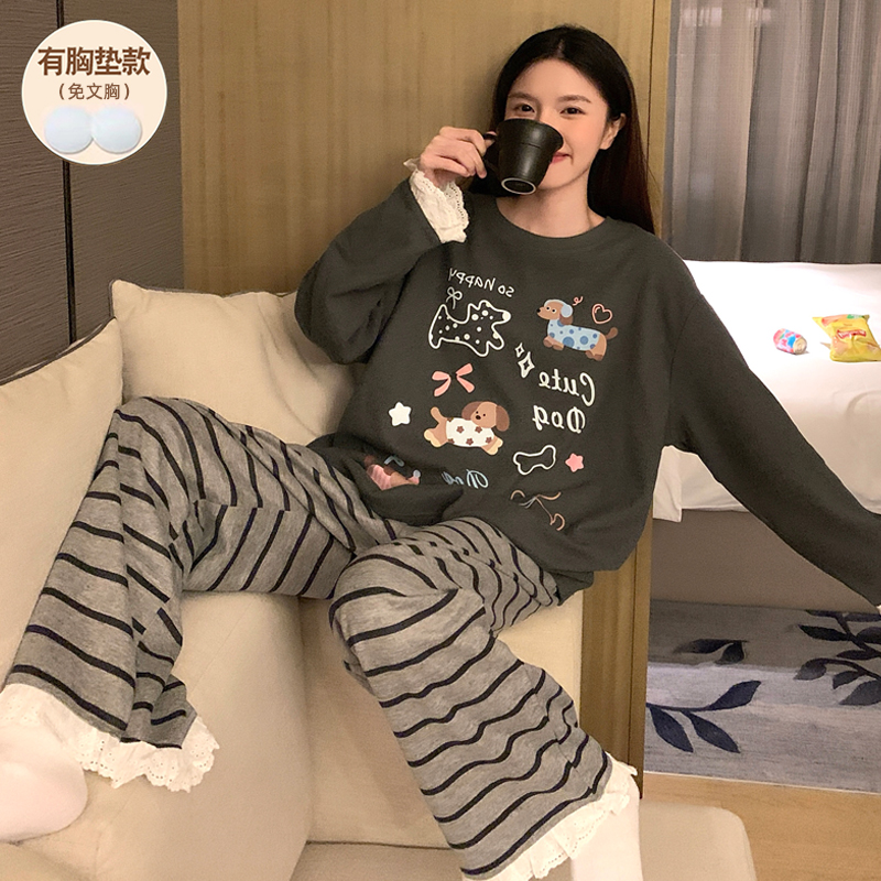 睡衣女款秋冬季德绒加厚带胸垫