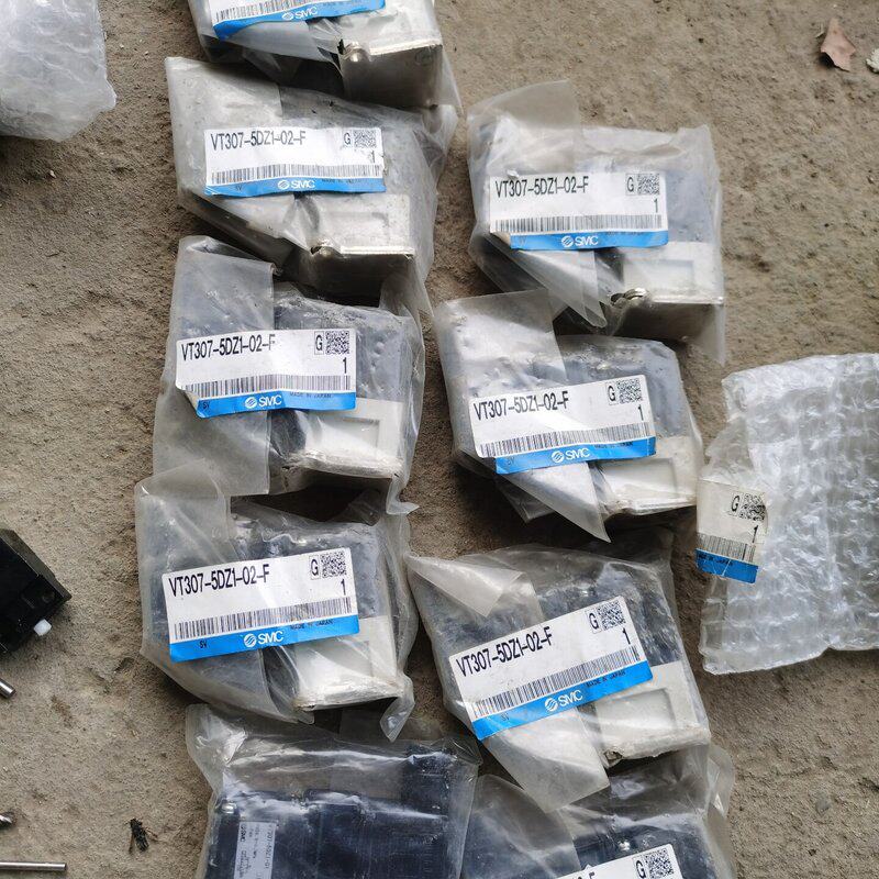 一起出，有带包装全新，有不带包装！件数自己看不议价--议价商品