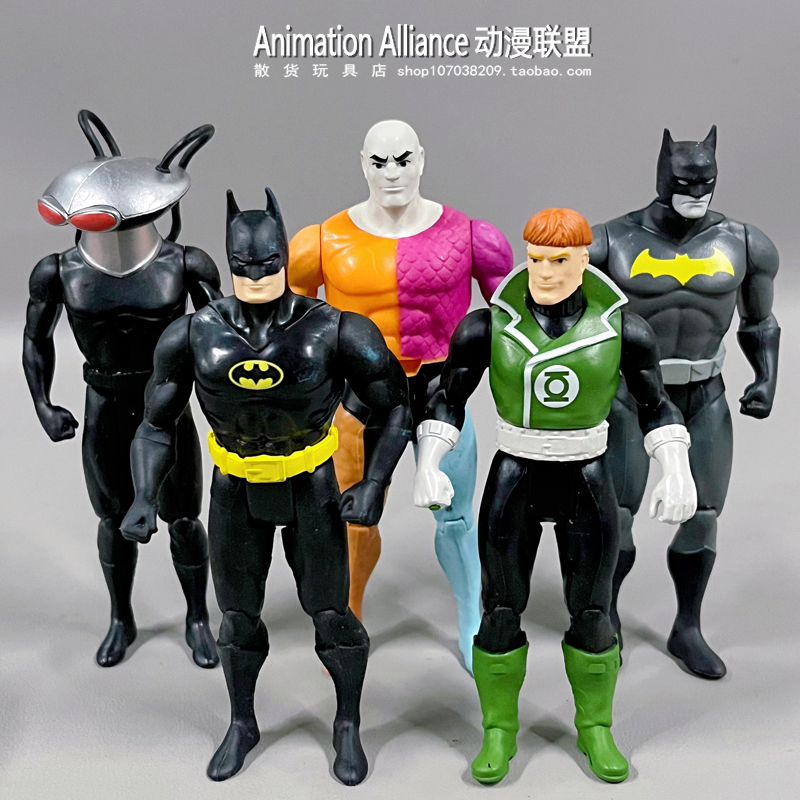 麦克法兰蝙蝠侠5寸可动人偶手办