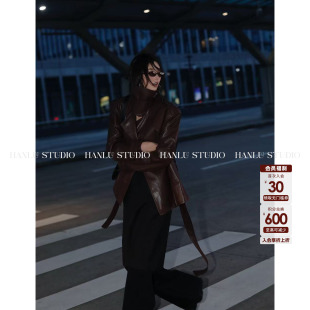 HanLu studio品牌线·小众酷飒大翻领橡树棕直筒廓形短皮衣外套