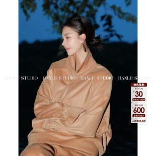 HanLu studio小众原创设计高级驼色精裁荡领垂感羊毛翻领外套冬