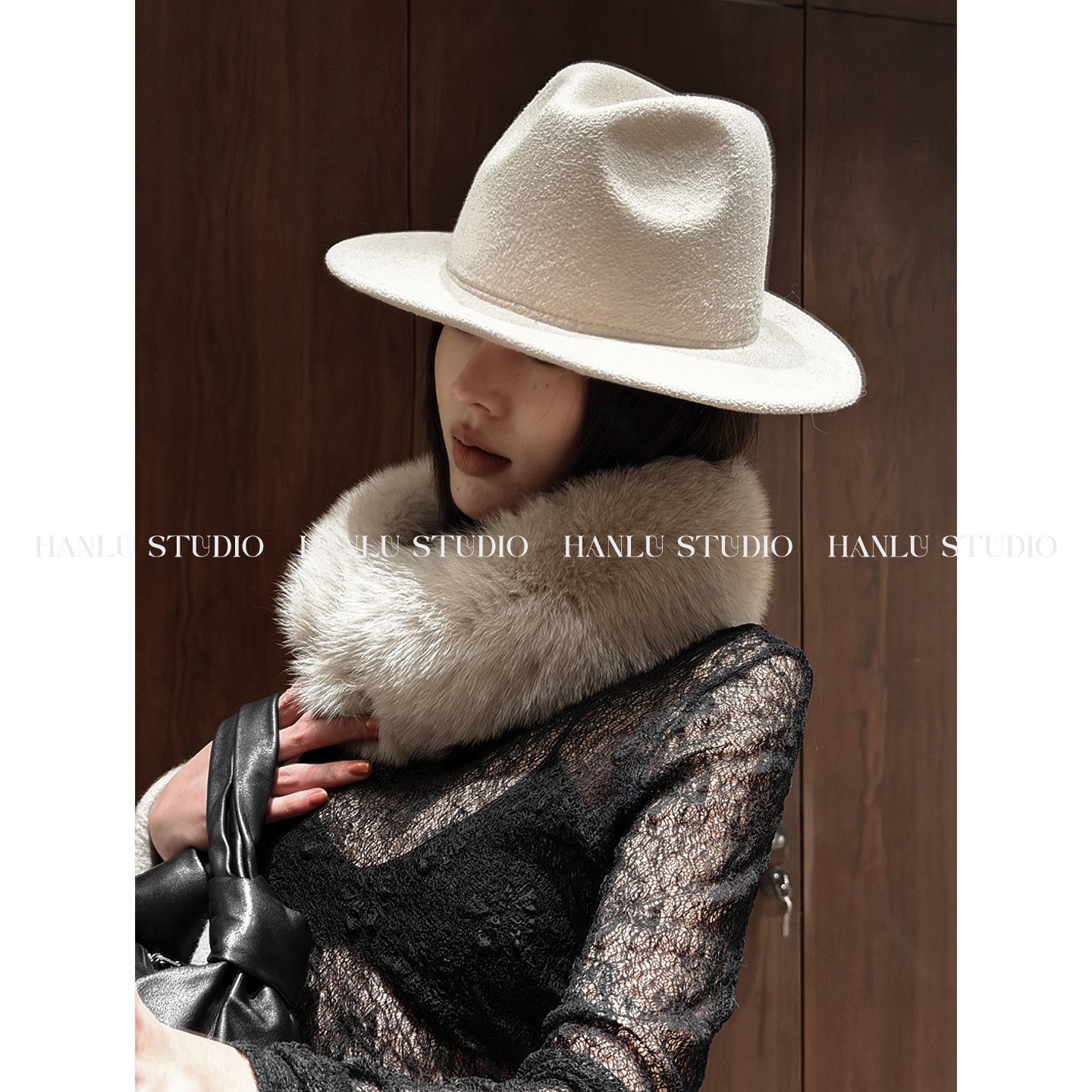 HanLu studio品牌100狐狸毛皮百搭玛瑙灰氛围感磁吸扣毛领围脖冬