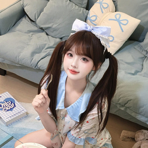 蓝色立体蕾丝大蝴蝶结发夹