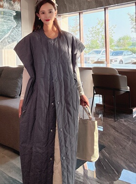 长款羽绒马甲女款外穿过膝高级感网红洋气冬季欧货时尚白鸭绒马夹