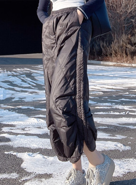 女士羽绒裤外穿高级感宽松时髦白鸭绒棉裤网红洋气冬季八九分裤潮