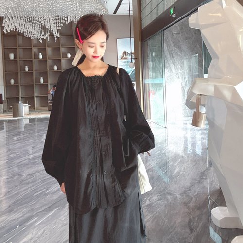 高级感轻奢减龄洋气方领衬衫女秋