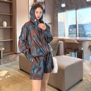 2026超火减龄外套女款春夏季薄款连帽宽松防晒衣女时尚洋气时髦潮