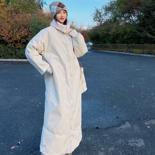 2025巨好看的羽绒服女款冬季长款