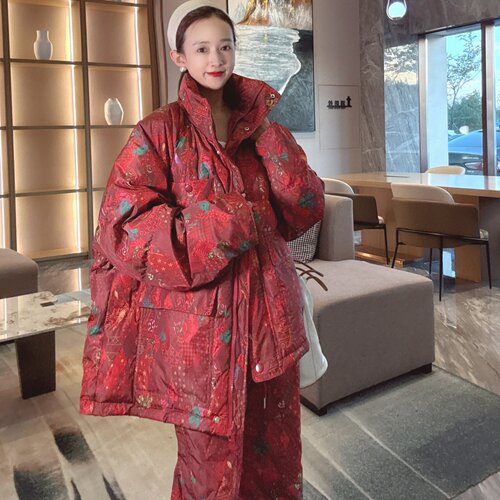 2025巨好看的中长款羽绒服新款潮