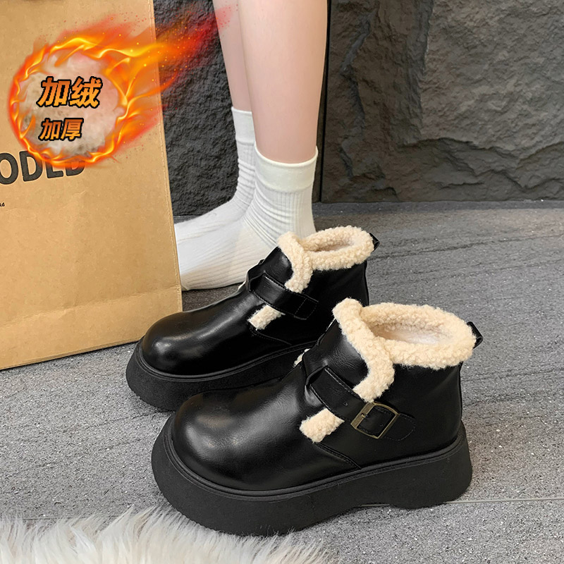 雪地靴羊羔绒短靴厚底加绒保暖百搭棉鞋冬季2025新款英伦风马丁靴