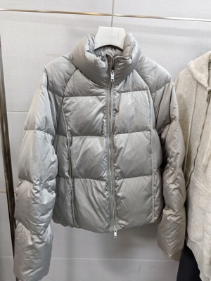 现货Lag拉女装2025年新款小个子短款羽绒服立领短外套OCYY23xe41