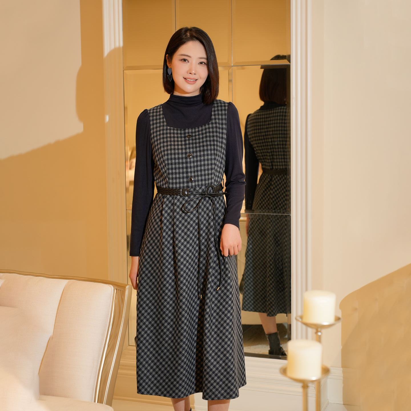 名品阁秋冬新款时尚复古格子拼接假两件连衣裙女收腰系带裙子D626