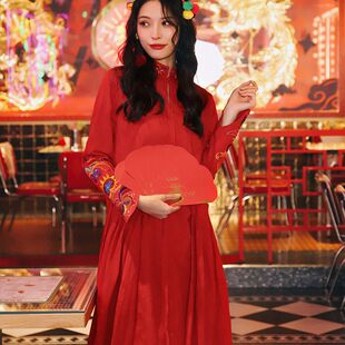 春季新款民族风女裙气质显瘦杨丽萍同款大红色加厚绣花长款连衣裙