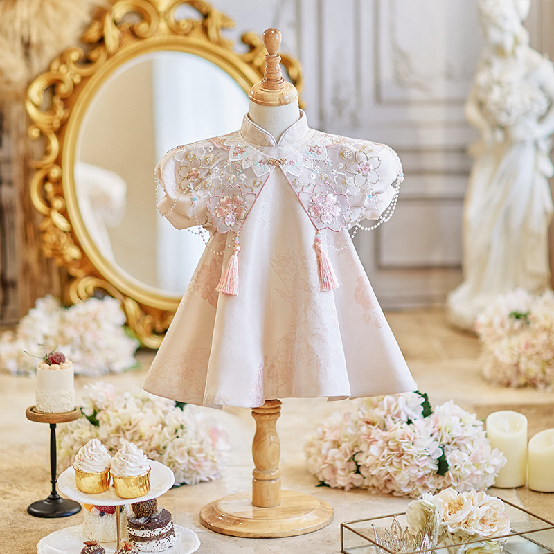 女宝宝一周岁礼服生日公主裙洋气中式唐装婴儿抓周宴冠衣夏季短袖