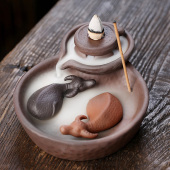 紫砂扭转乾坤双牛倒流香炉摆件客厅室内创意家用招财高山流水檀香