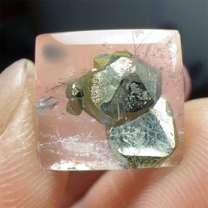 天然白水晶包裹大颗粒黄铜矿吊坠 异象水晶宝石 一物一图