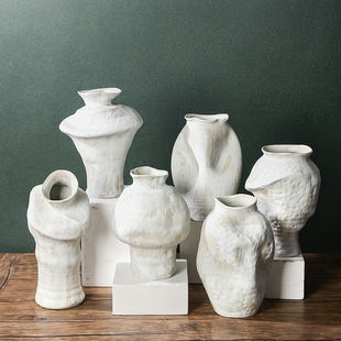 侘寂风复古怀旧凹瓶白色手工高级感中古风简约摆件景德镇陶瓷花瓶