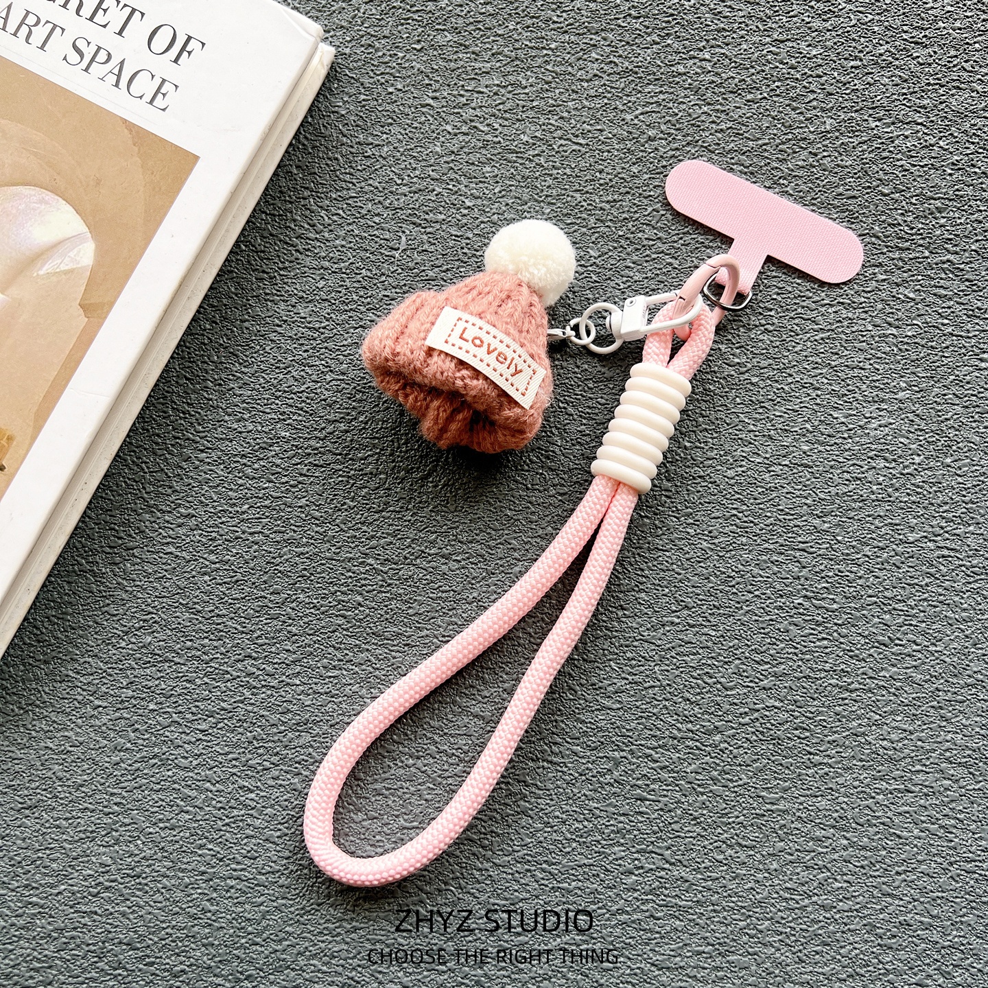 ins韩风毛线帽子挂件编织手机挂绳手提短绳带夹片ccd钥匙扣防丢女