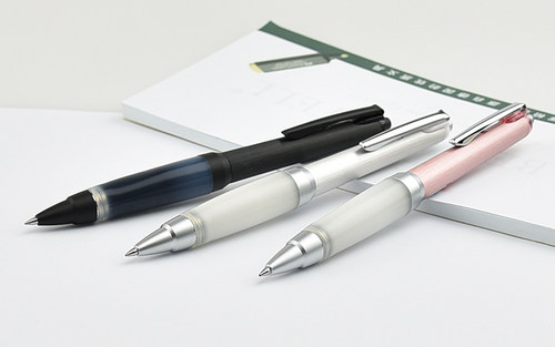 三菱圆珠笔原子笔中油笔0.7