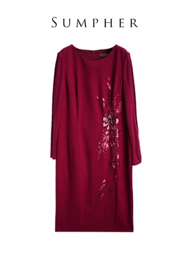 慕天姿2024冬专柜折扣精选品牌女装高端酒红慕天姿连衣裙-17822