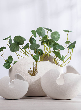北欧风陶瓷花瓶创意北欧现代白色蛋壳插花工艺品装饰摆件