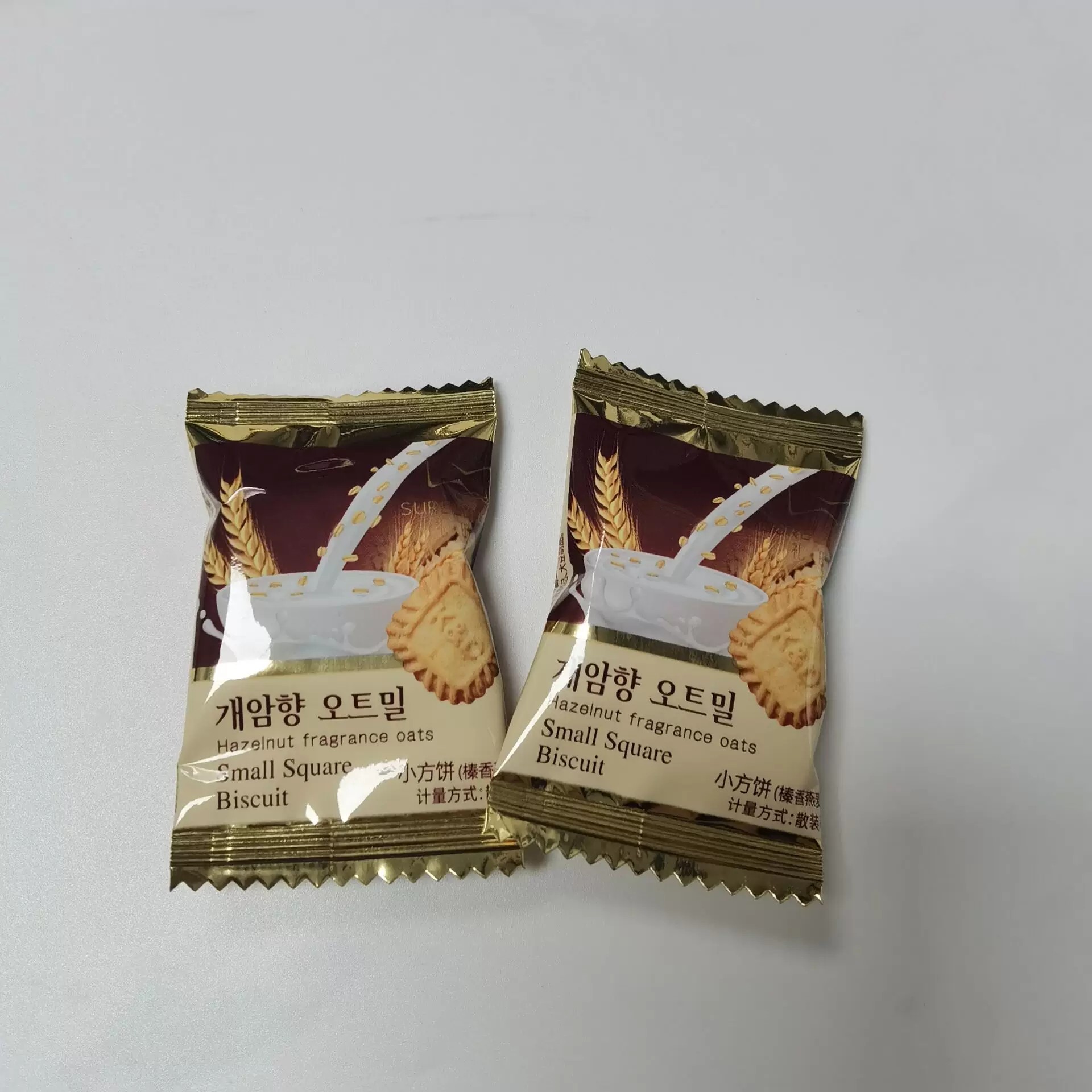 礼晓爱榛香燕麦味小方饼干结婚喜饼休闲零食