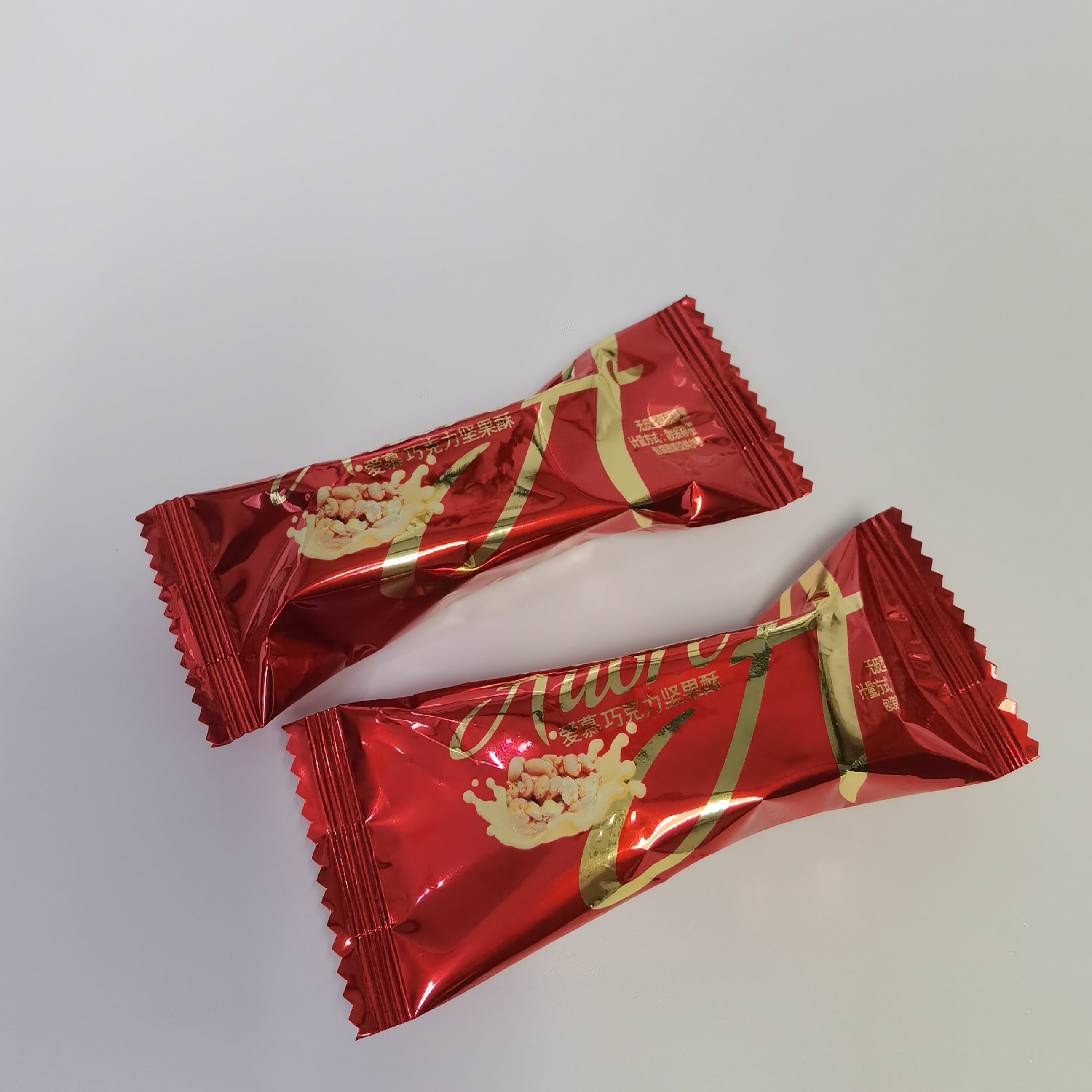 25年5月產(chǎn)盛運(yùn)天成愛慕巧克力堅(jiān)果酥 500g約36顆結(jié)婚喜糖休閑零食