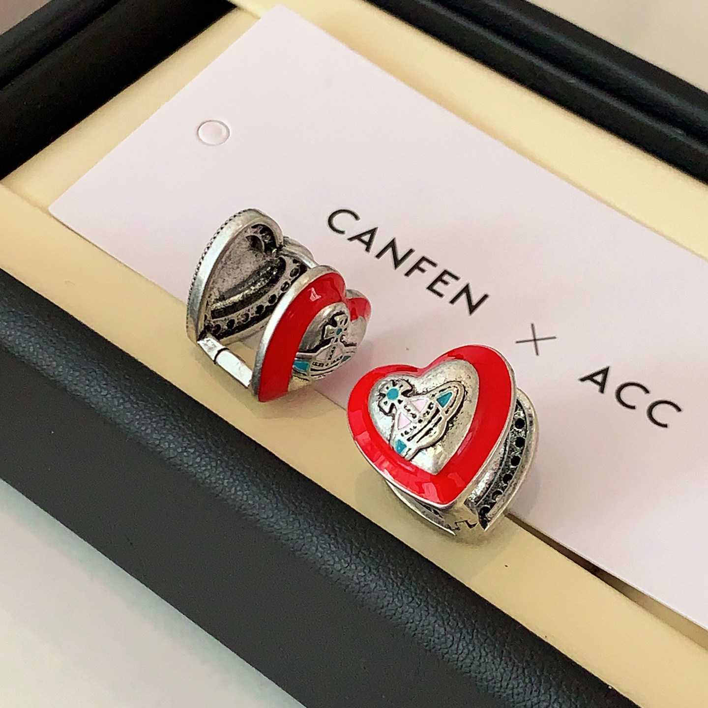 西太后新年红色爱心耳扣2026新款爆款高级感耳饰中性双面心形耳环,饰品/流行首饰/时尚饰品新,耳钉,淘宝优惠券,粉丝福利购,淘宝优惠卷