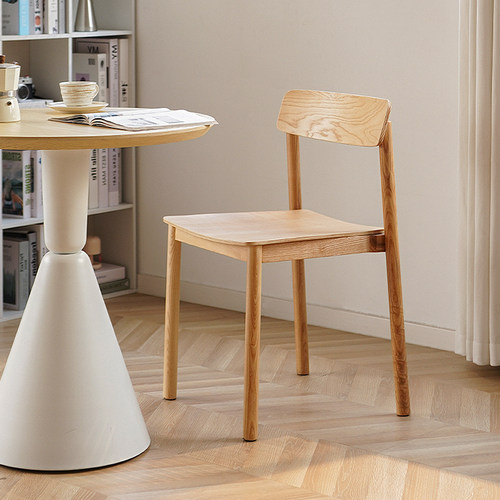 北欧实木餐椅白蜡木靠背椅餐桌椅
