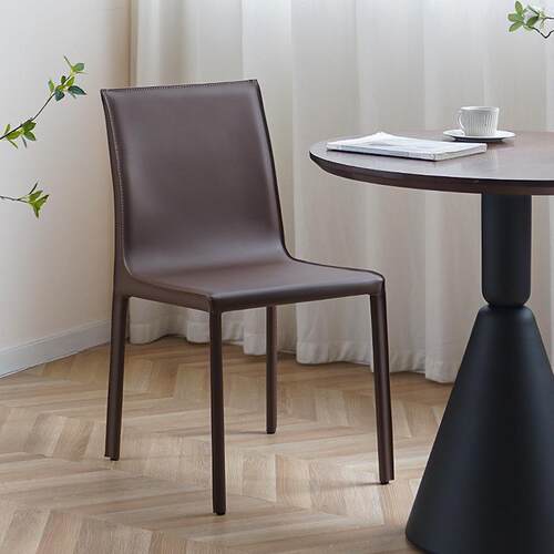 意式极简马鞍皮餐椅休闲书桌椅