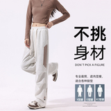 浅灰色