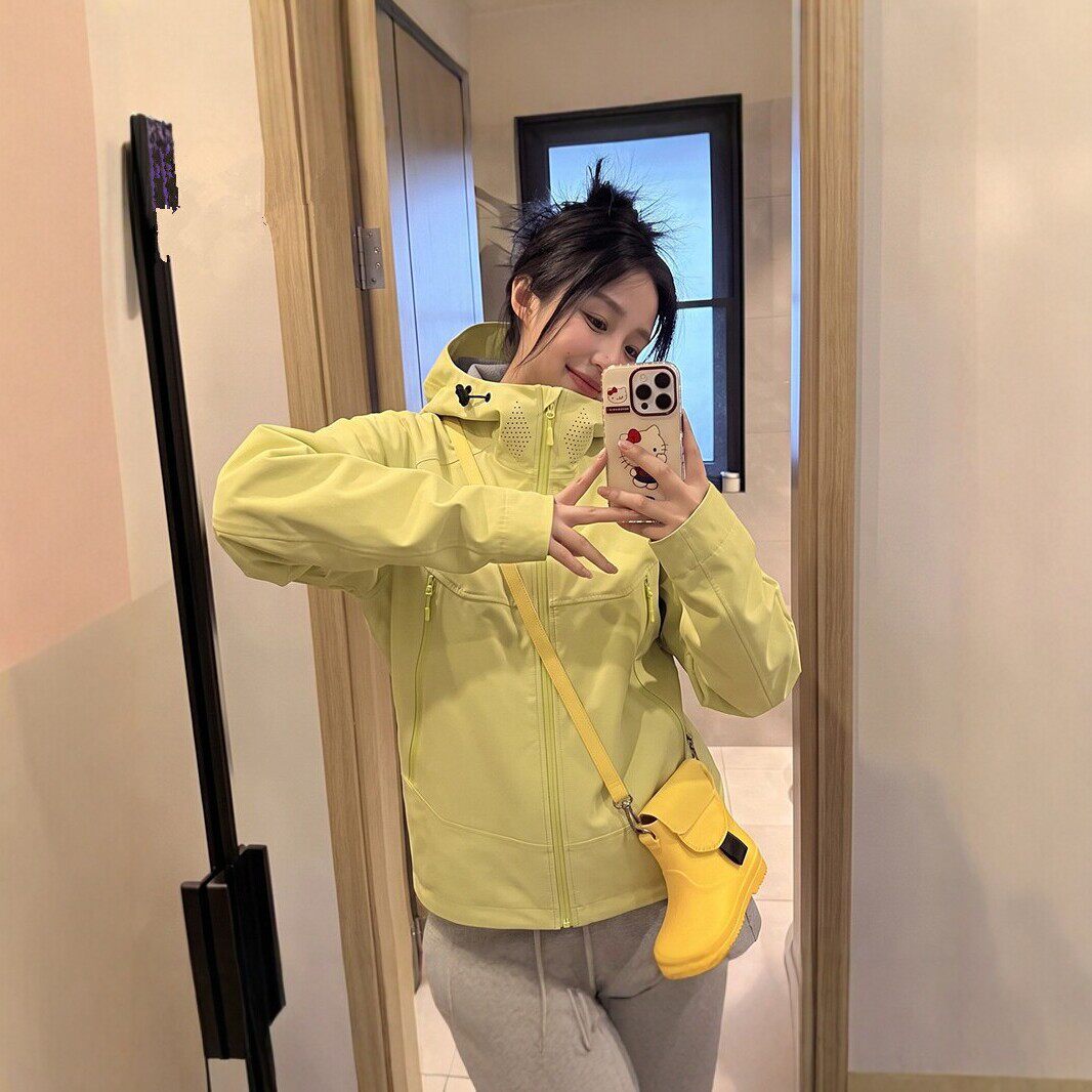 鸟家软壳冲锋衣女春秋款连帽防风软壳衣