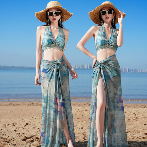 2026网红海边度假bikini比基尼分体三件套沙滩温泉新款游泳衣女