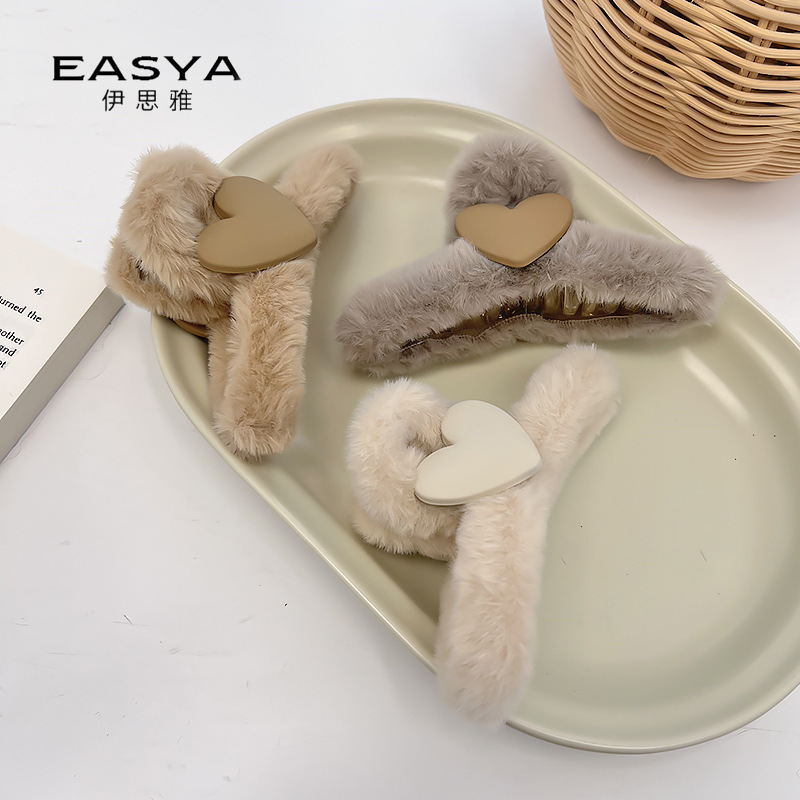 爱心毛绒抓夹韩国秋冬毛茸茸发夹