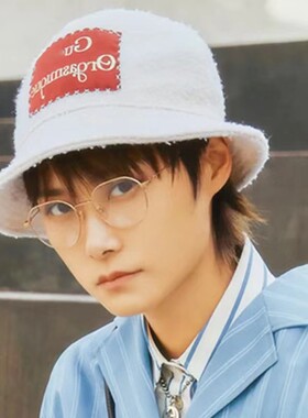 Proud Aloof P368 设计师品牌李宇春童谣同款时尚小红书平光镜