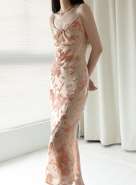 JIRANDESIGN 连衣裙女士裙子吊带收腰修身鱼尾性感气质 真丝丝绒