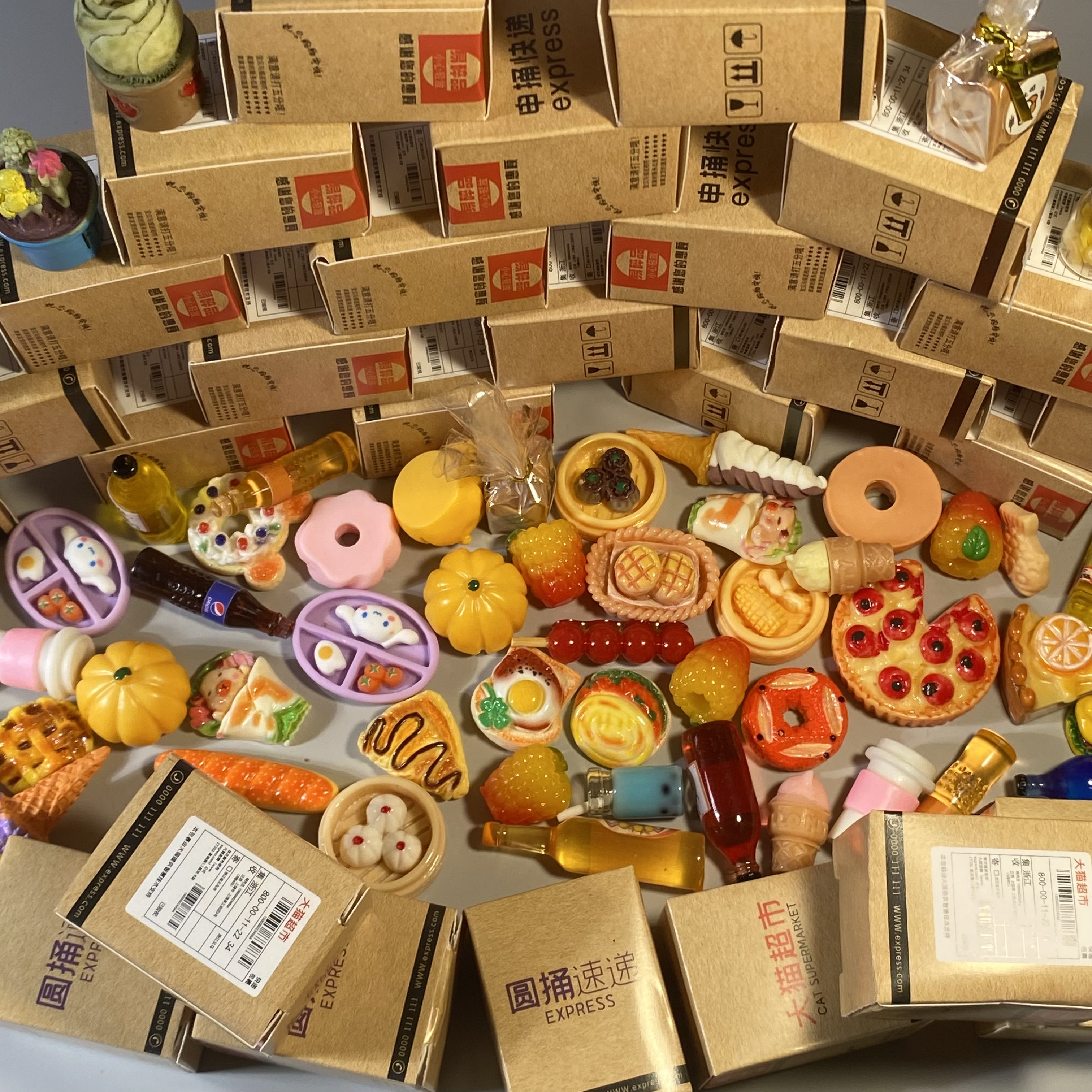 微缩食玩超市小盲袋网红迷你食物零食模型玩具饮料酒瓶子快递盲盒