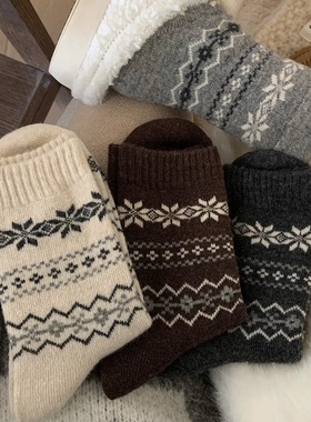 ins秋冬复古羊毛袜子女费尔岛韩系中筒袜几何雪花加厚保暖堆堆袜